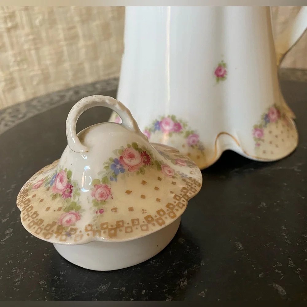 ANTIQUE 19C. ROSENTHAL MADELEINE CHOCOLATE POT PINK ROSES wz lid Sevres Style